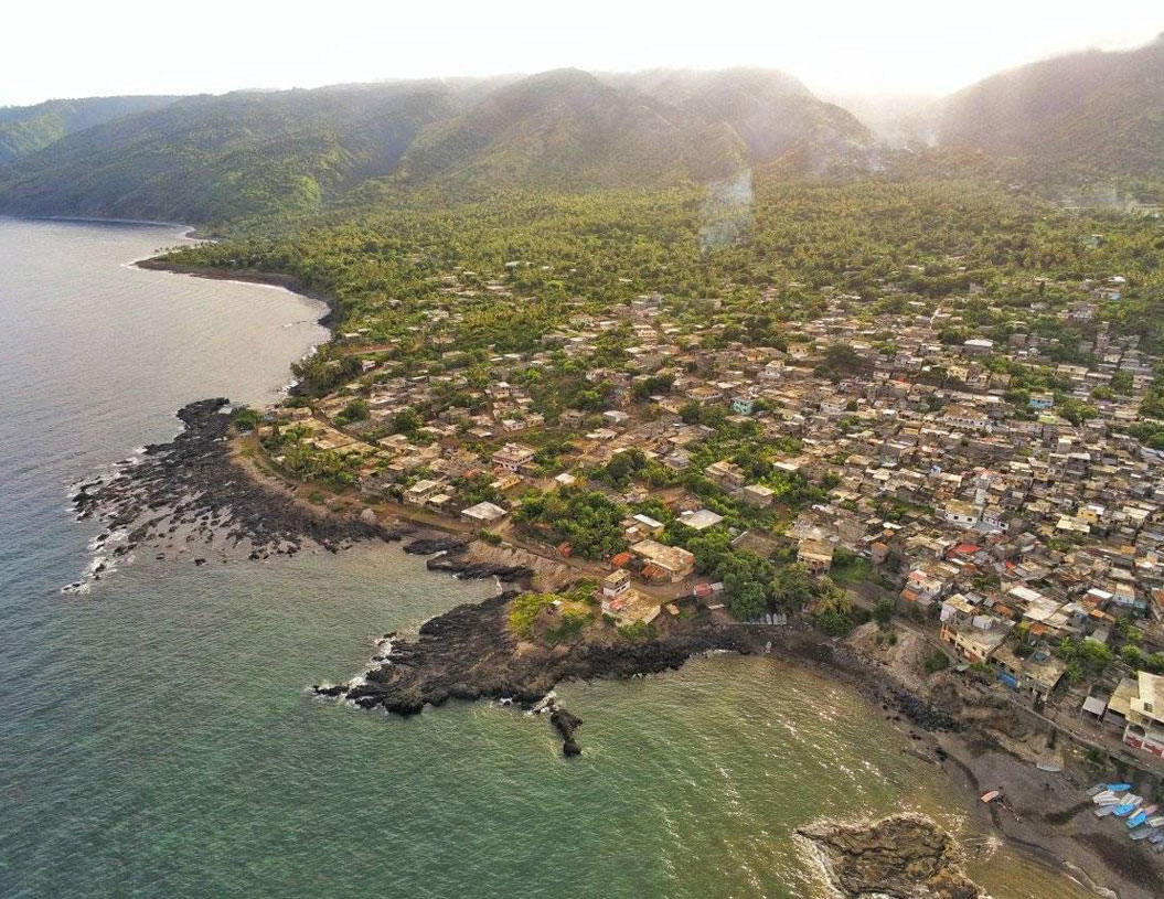 EAU-COMORES - Domoni Anjouan